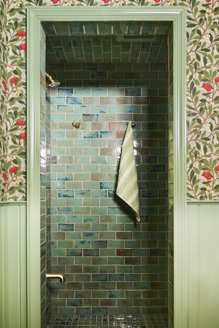 lw-interiors-shower-tile-design-sudbury-ma