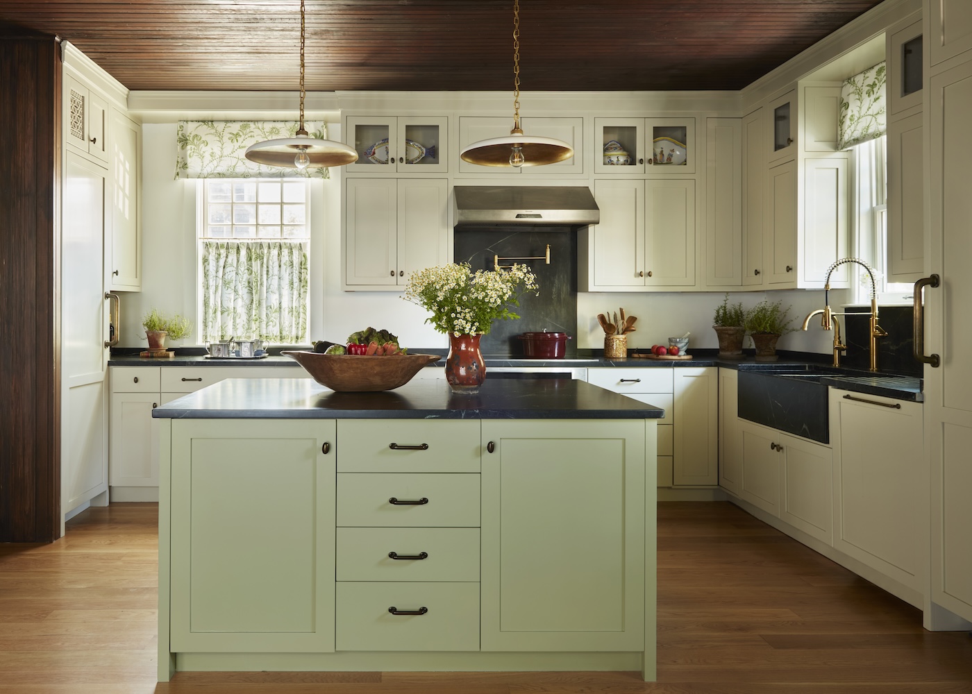 kitchen-design-1890-home-brookline-ma