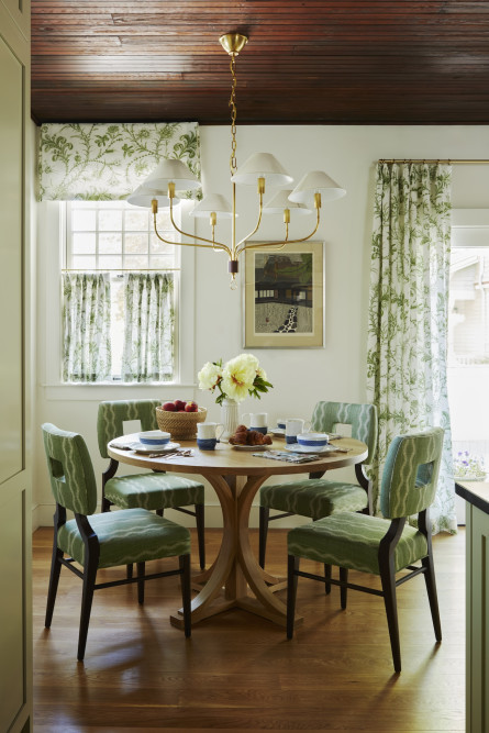 lw-interiors-dining-table-green